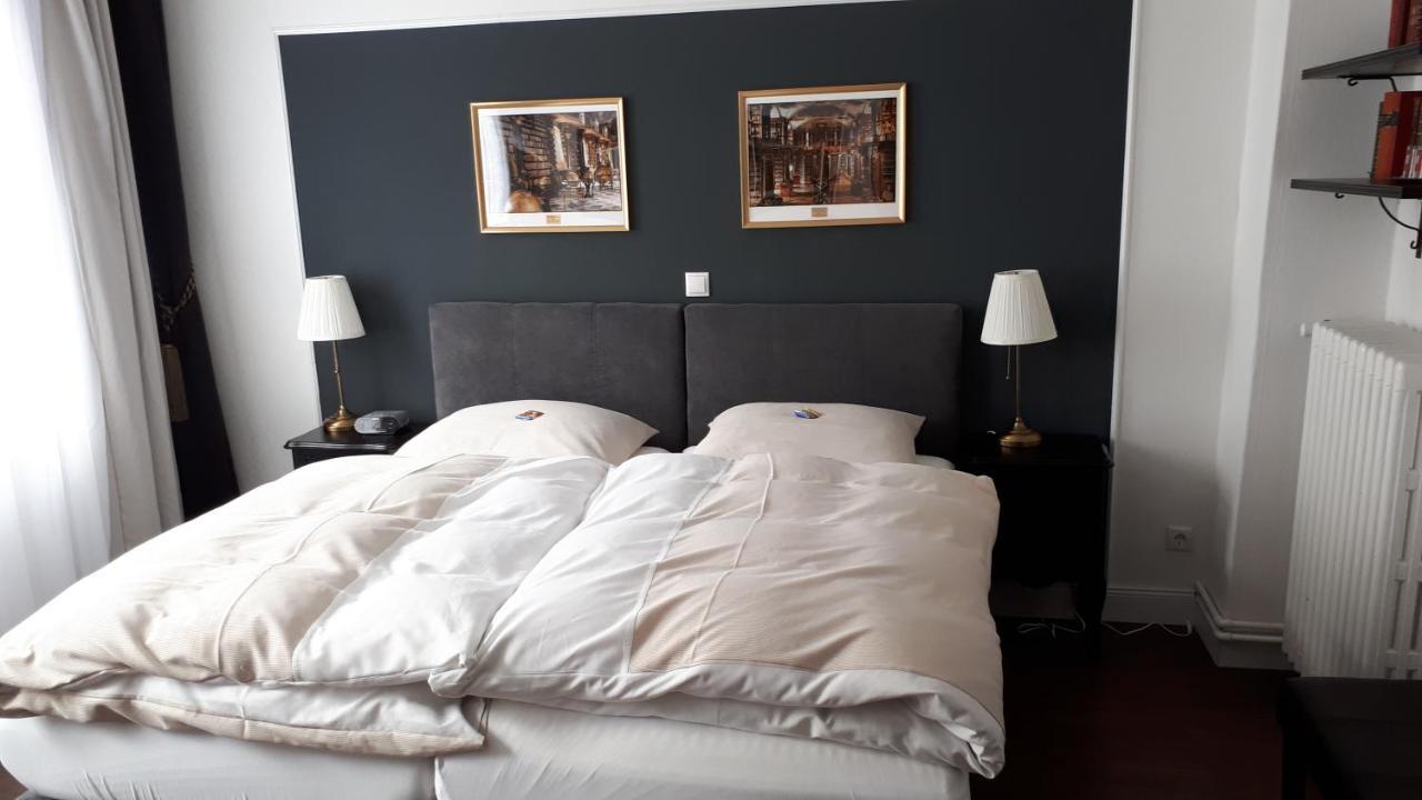 Hotel Niedersachsen 쿼켄브루크 외부 사진