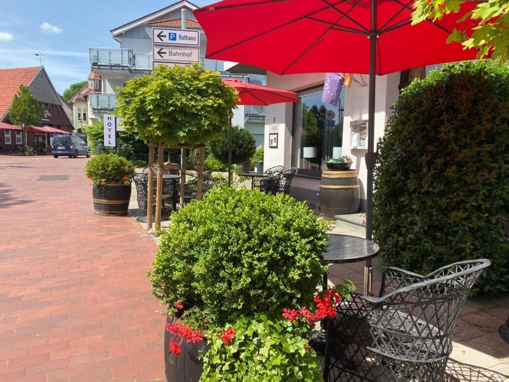 Hotel Niedersachsen 쿼켄브루크 외부 사진