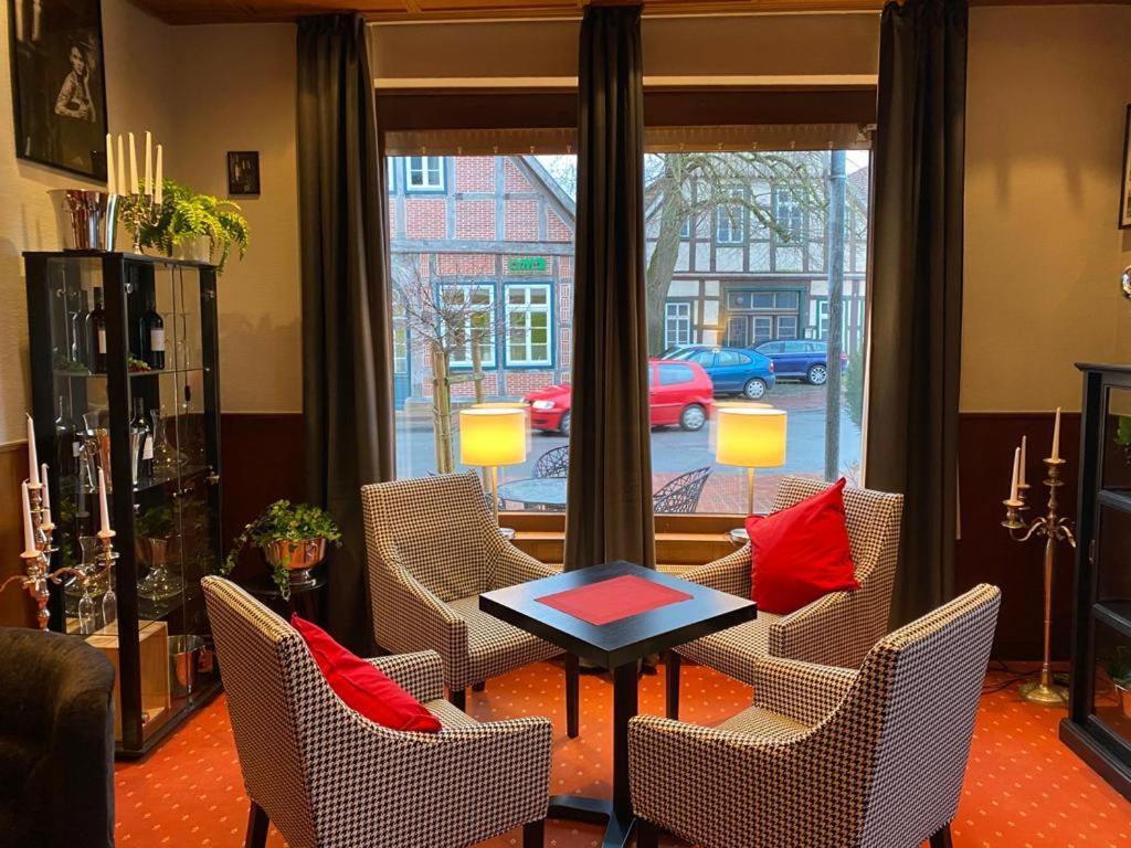 Hotel Niedersachsen 쿼켄브루크 외부 사진